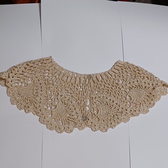 Boho Crochet Collar Cream with Gold - Picture 7 of 9